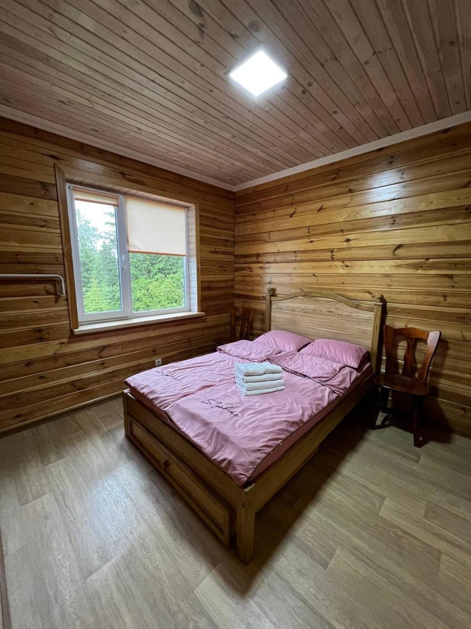 Коттедж Для Отдыха Дискавери Yablunytsya Exterior foto