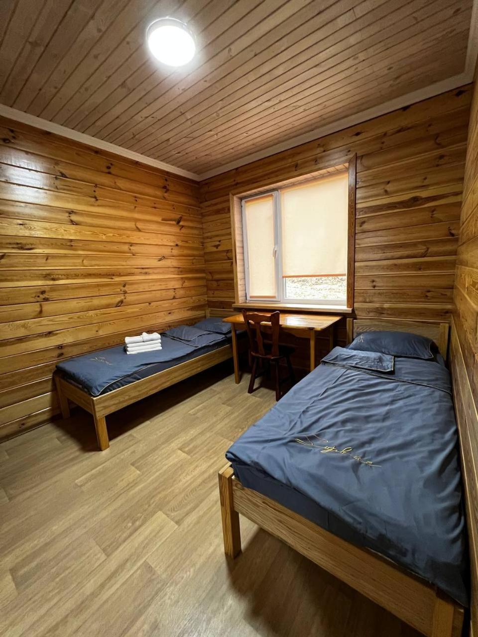Коттедж Для Отдыха Дискавери Yablunytsya Exterior foto