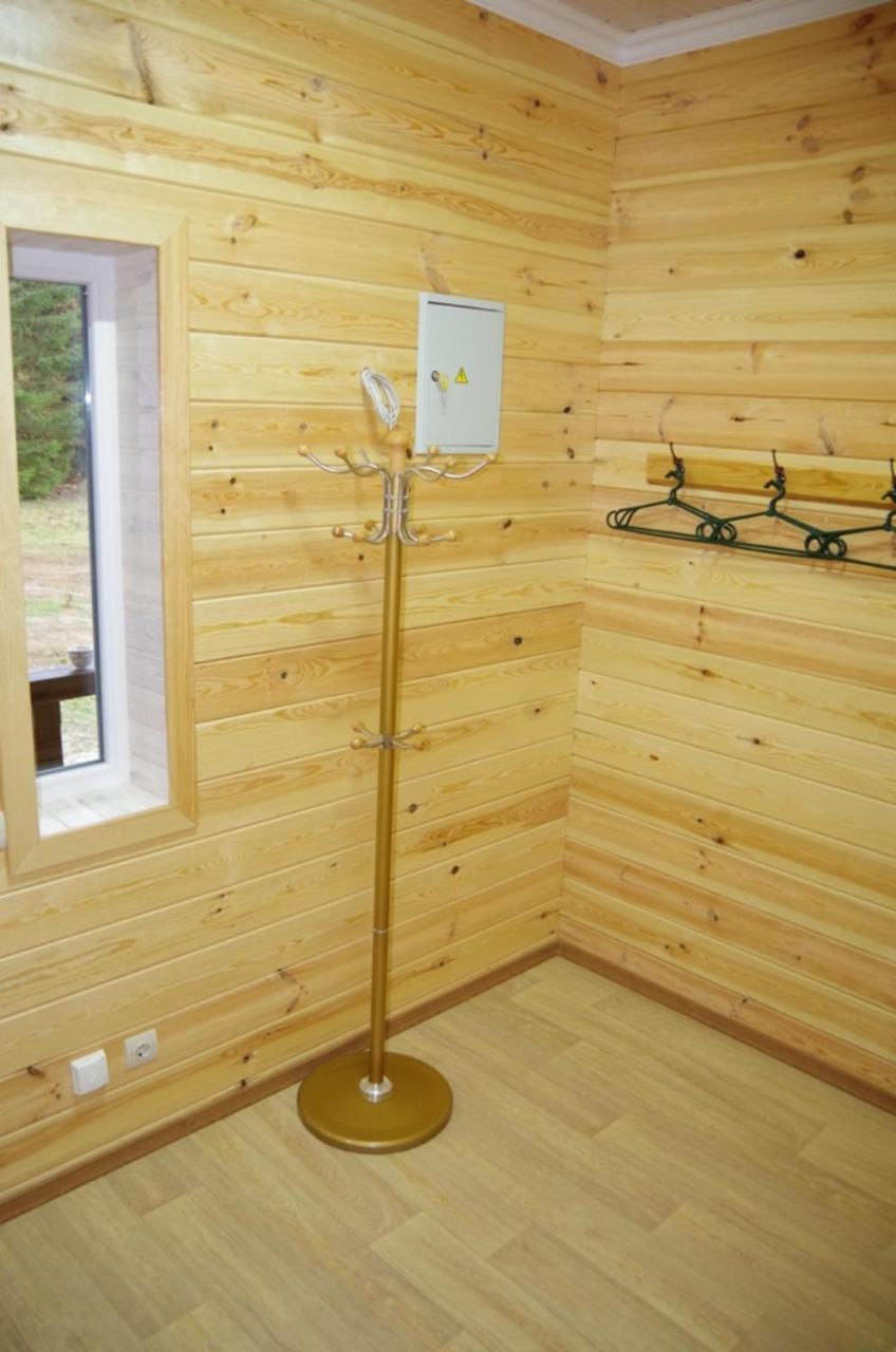 Коттедж Для Отдыха Дискавери Yablunytsya Exterior foto